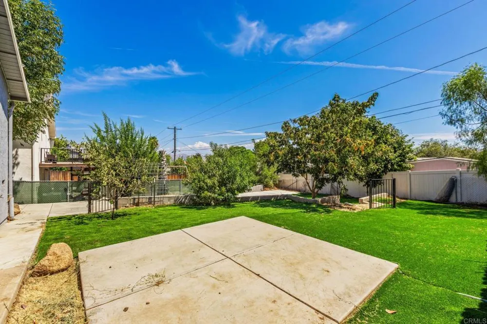 33208 Gillette Street Lake Elsinore, CA 92530