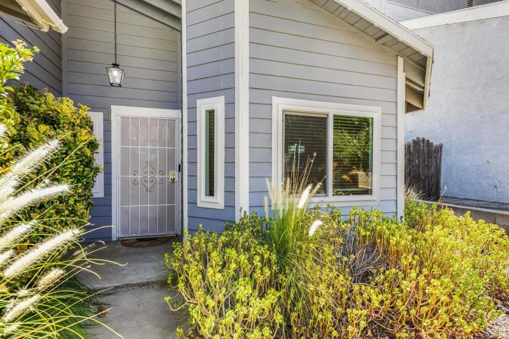 33208 Gillette Street Lake Elsinore, CA 92530