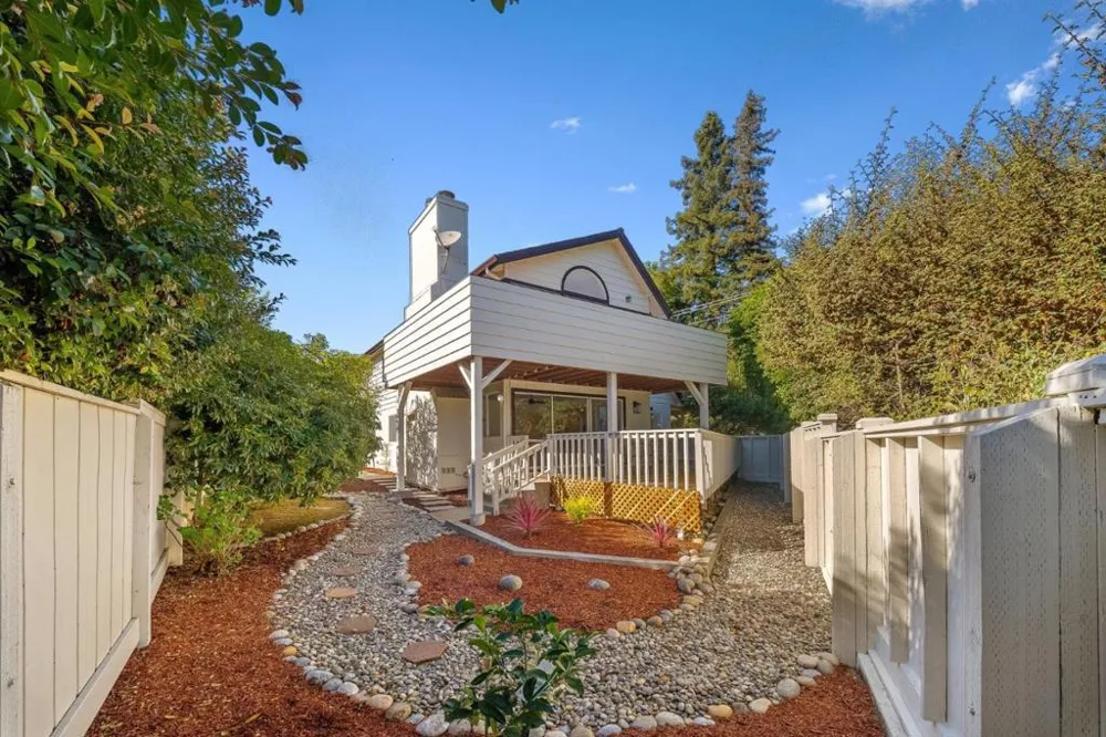 623 High Street Santa Cruz, CA 95060