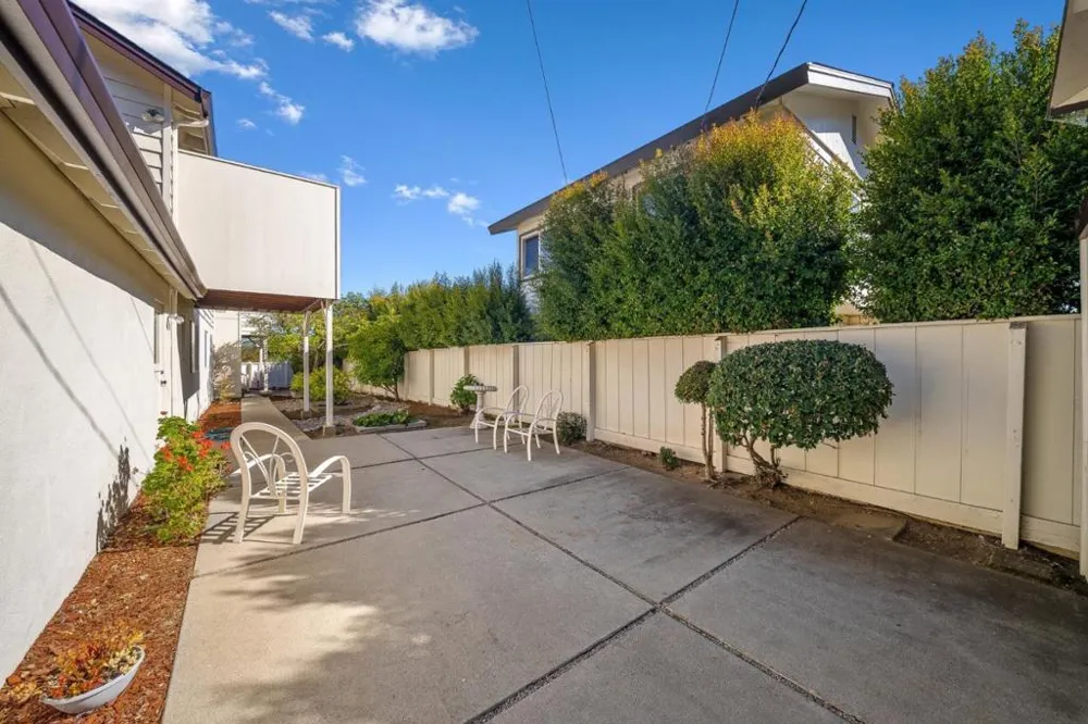 623 High Street Santa Cruz, CA 95060