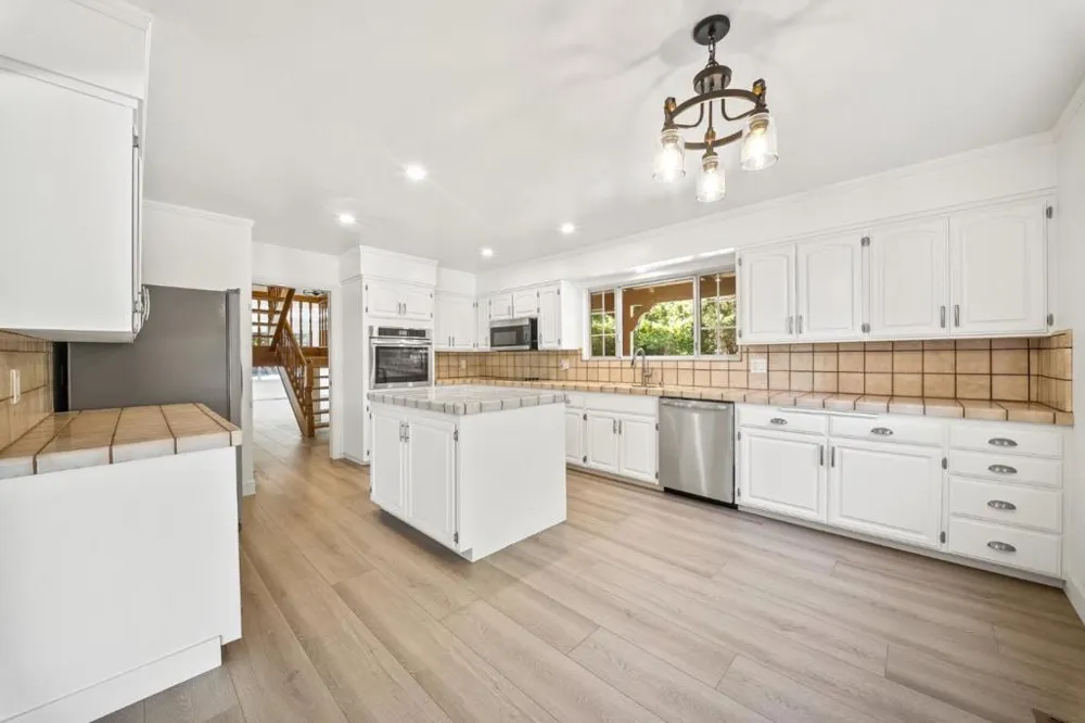 623 High Street Santa Cruz, CA 95060
