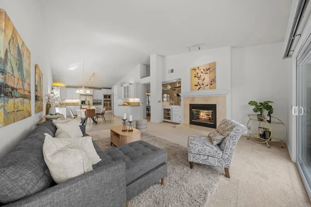 2354 Kimberly Ct Carlsbad, CA 92008