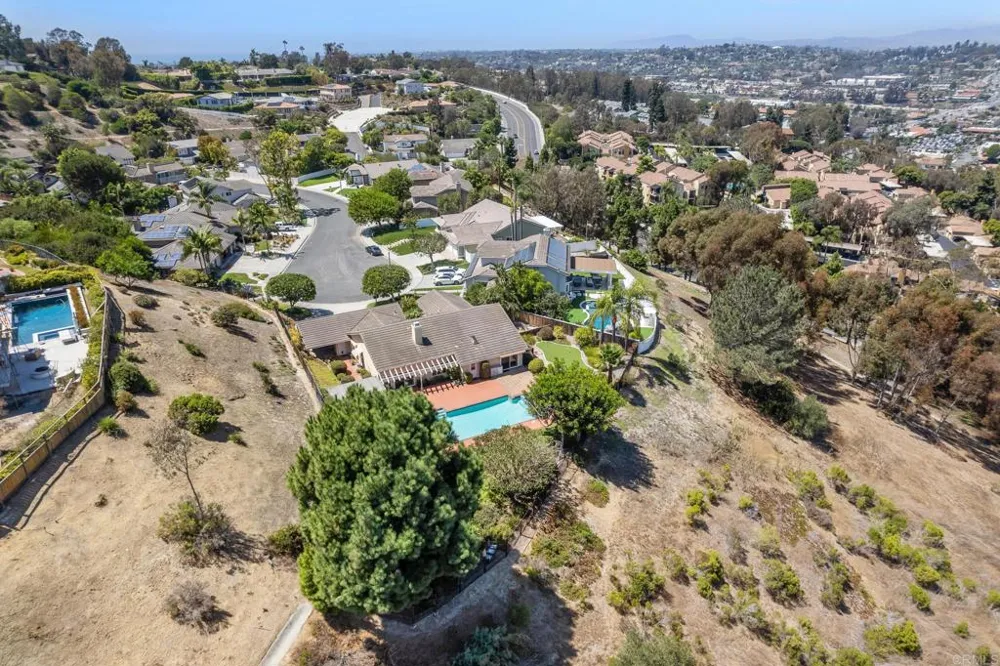2354 Kimberly Ct Carlsbad, CA 92008