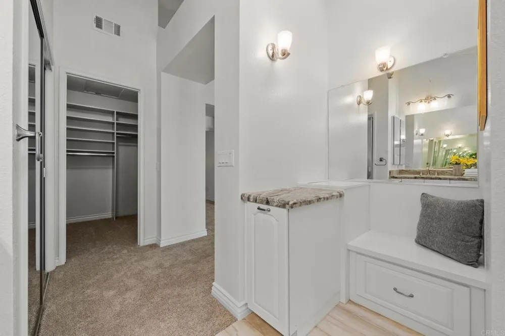 2354 Kimberly Ct Carlsbad, CA 92008