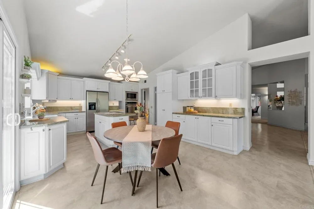 2354 Kimberly Ct Carlsbad, CA 92008