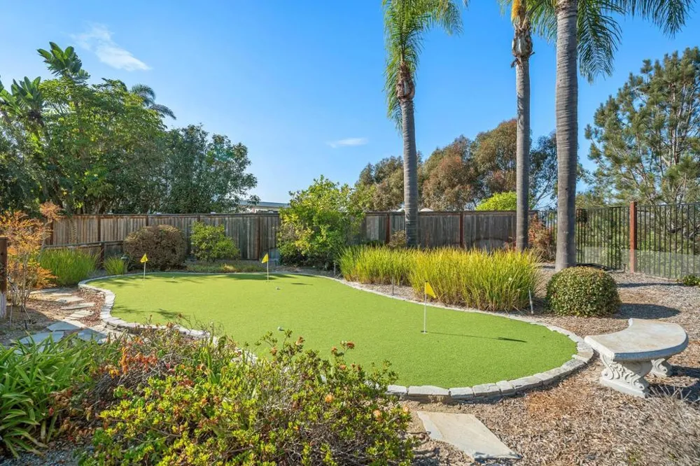 2354 Kimberly Ct Carlsbad, CA 92008