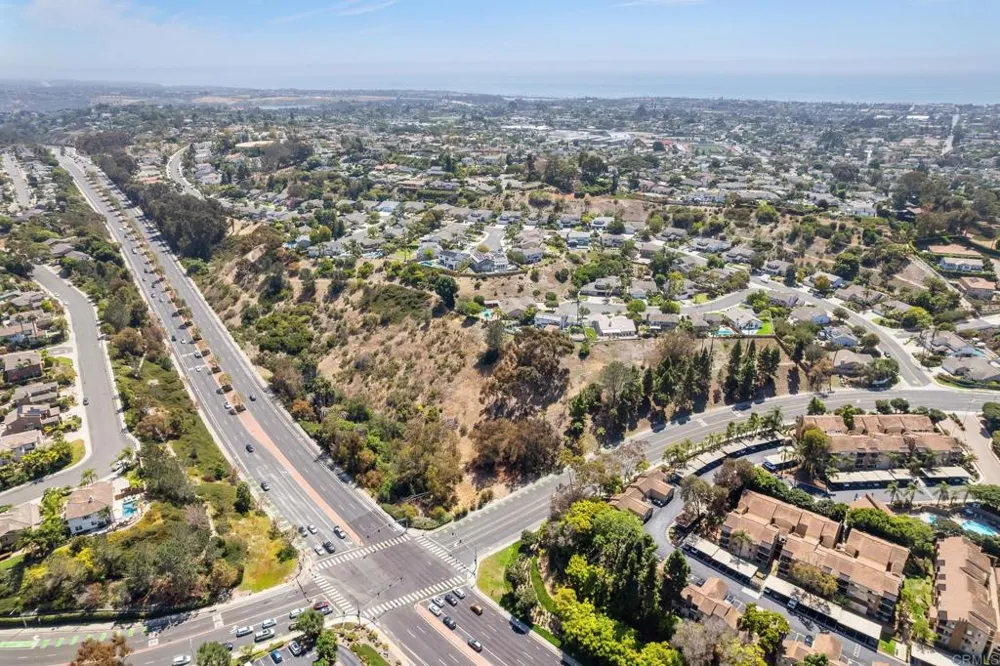 2354 Kimberly Ct Carlsbad, CA 92008