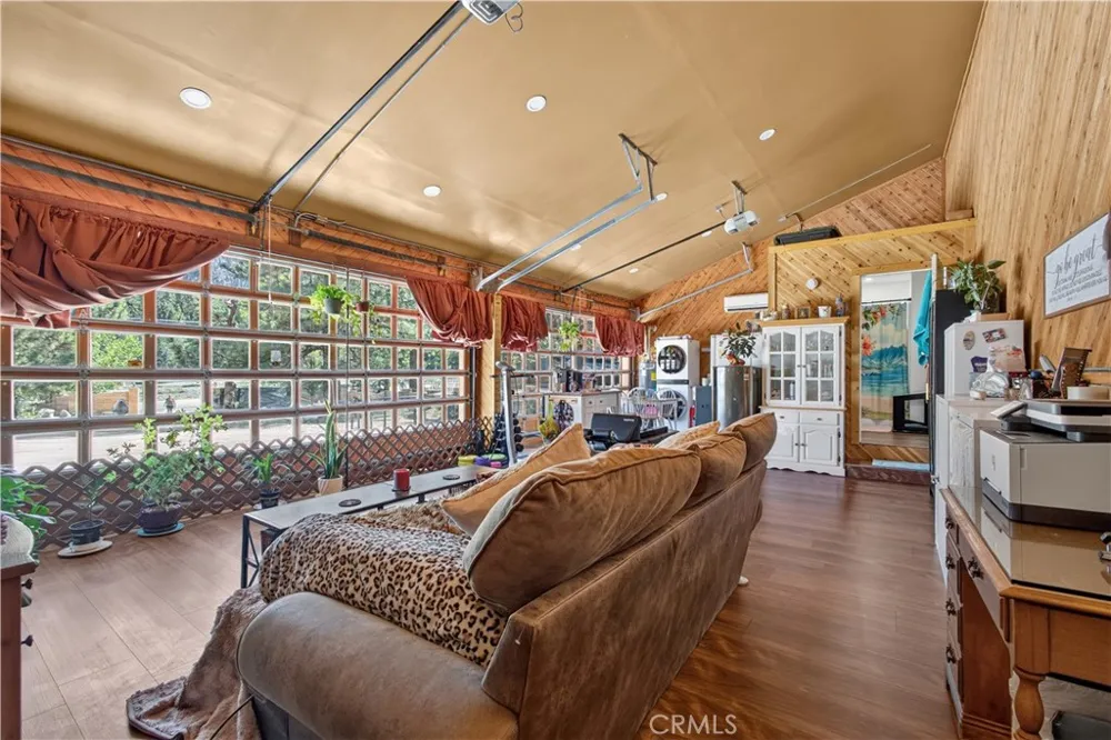 488 CA-2 Wrightwood, CA 92397