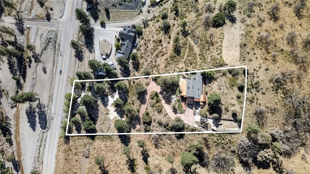 488 CA-2 Wrightwood, CA 92397