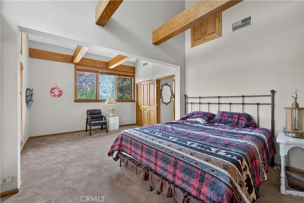 488 CA-2 Wrightwood, CA 92397