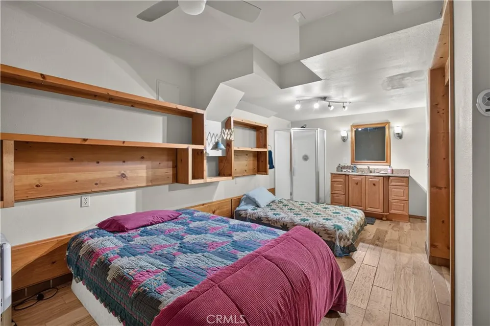 488 CA-2 Wrightwood, CA 92397