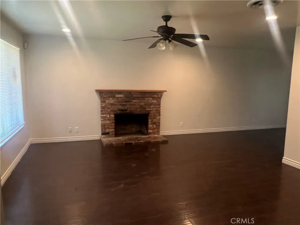 766 E Pillsbury Lancaster, CA 93535