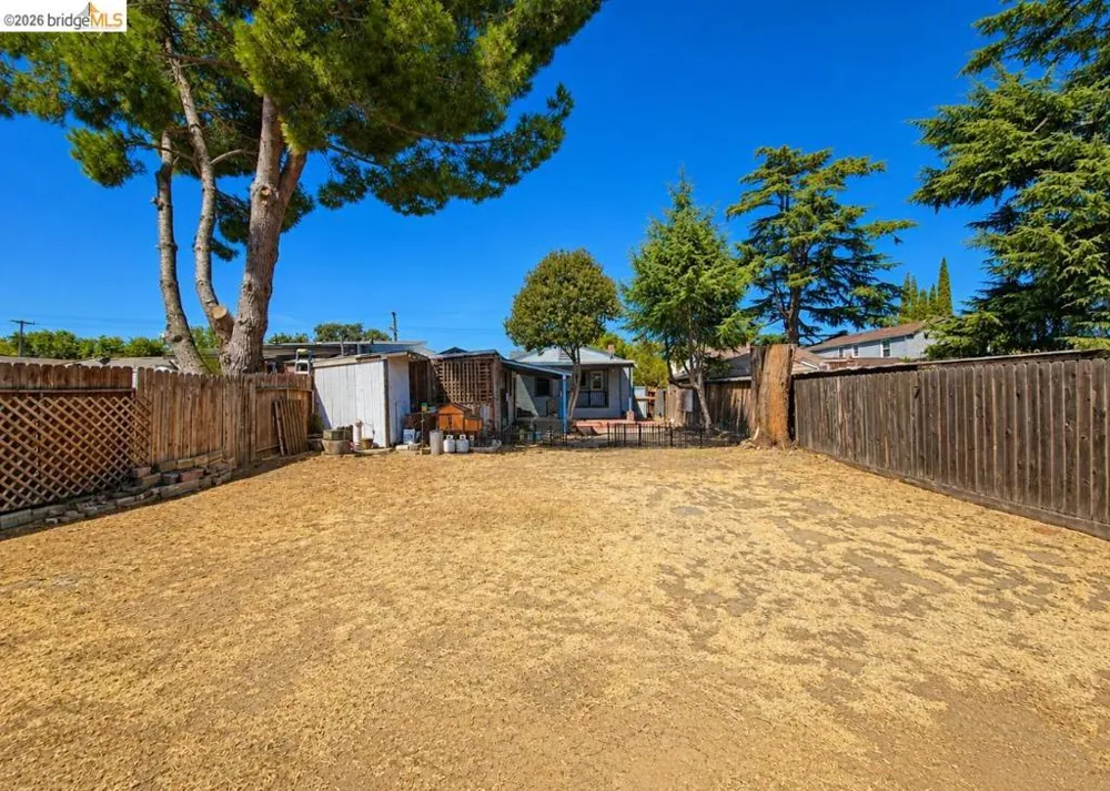 1203 D St Antioch, CA 94509