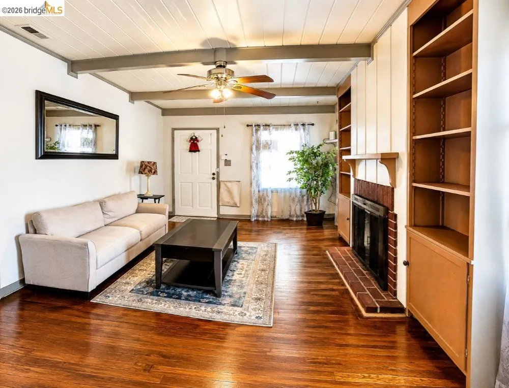 1203 D St Antioch, CA 94509
