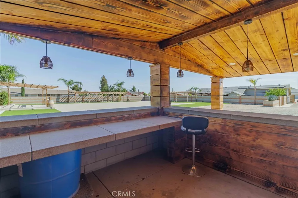 12040 Jade Victorville, CA 92392