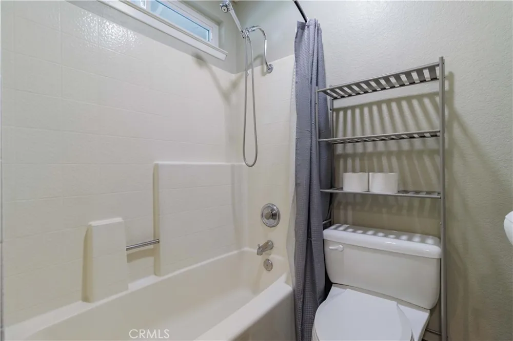 12040 Jade Victorville, CA 92392