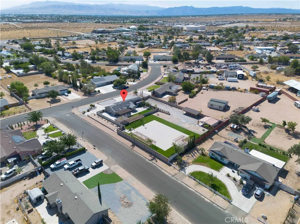 12040 Jade Victorville, CA 92392