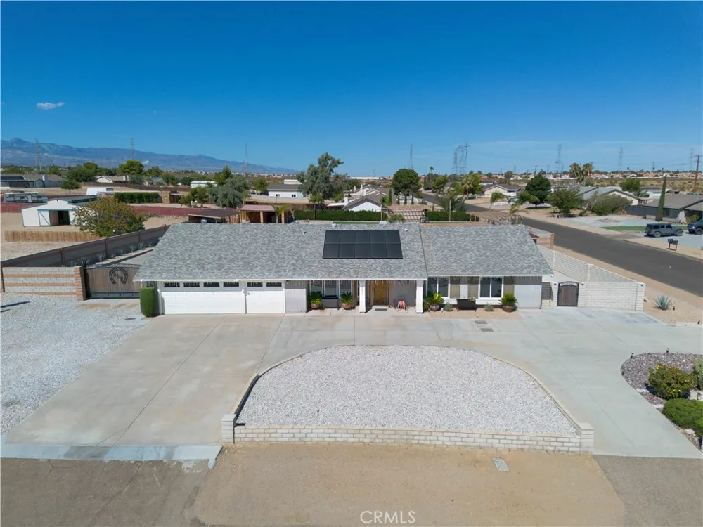 12040 Jade Victorville, CA 92392