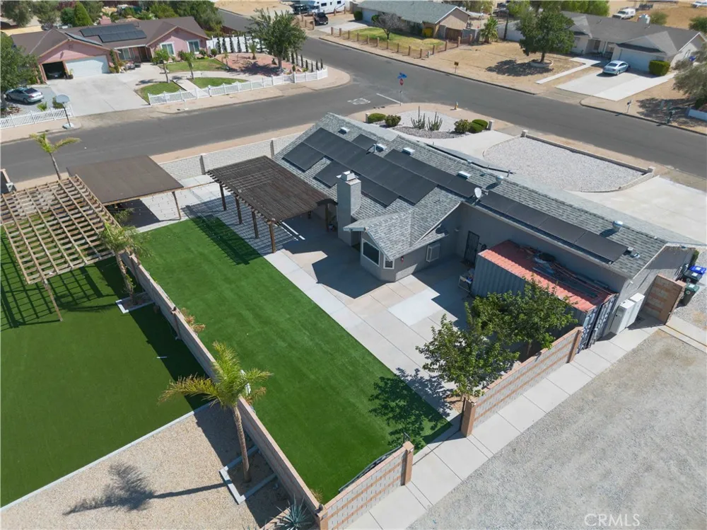 12040 Jade Victorville, CA 92392