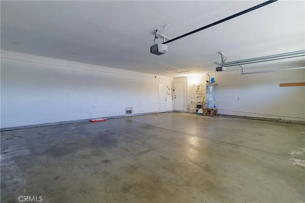 12040 Jade Victorville, CA 92392