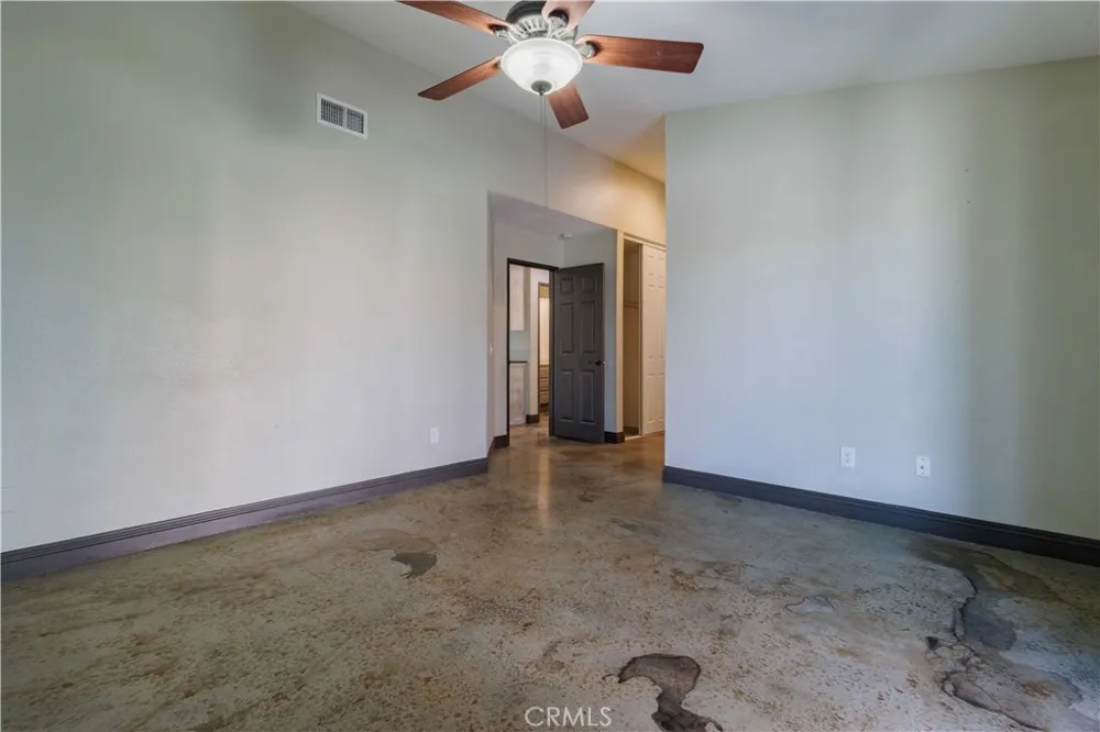 12040 Jade Victorville, CA 92392