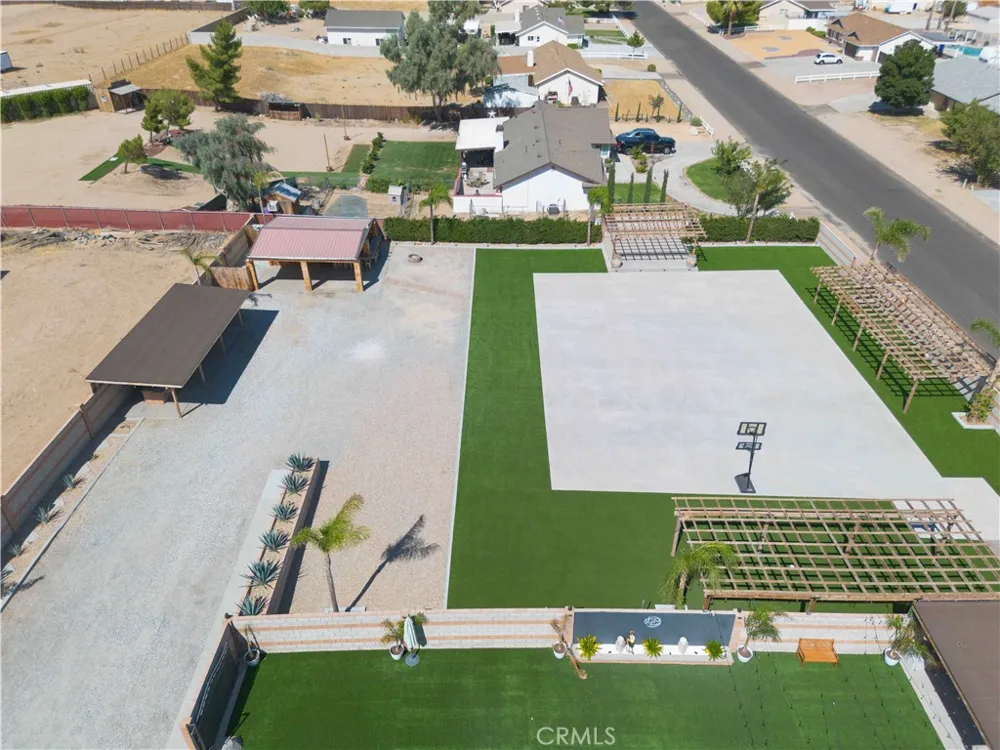 12040 Jade Victorville, CA 92392