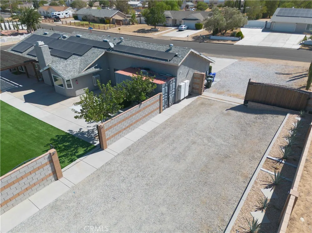 12040 Jade Victorville, CA 92392