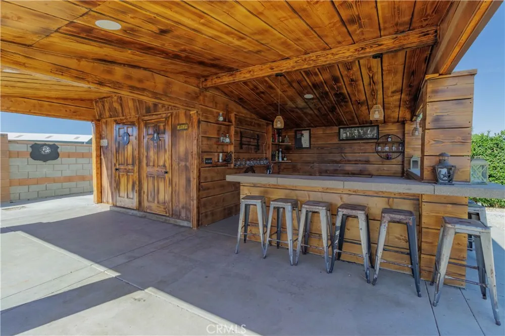 12040 Jade Victorville, CA 92392