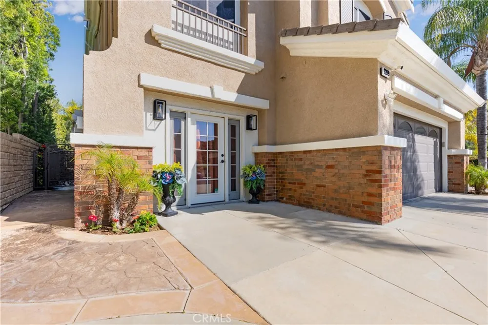 22019 Gold Canyon Drive Saugus, CA 91390