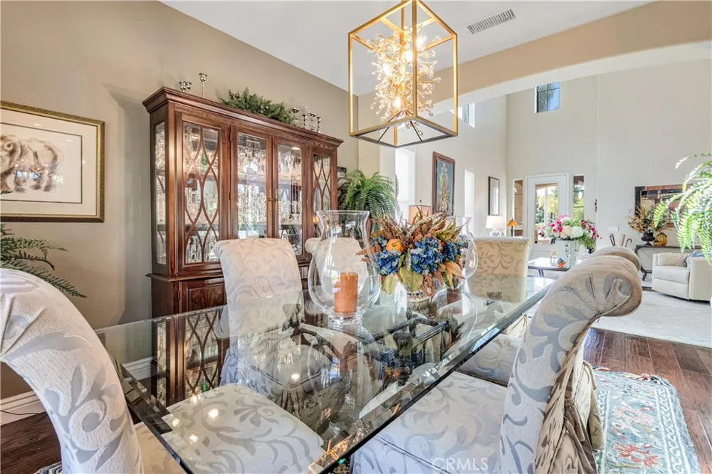 22019 Gold Canyon Drive Saugus, CA 91390