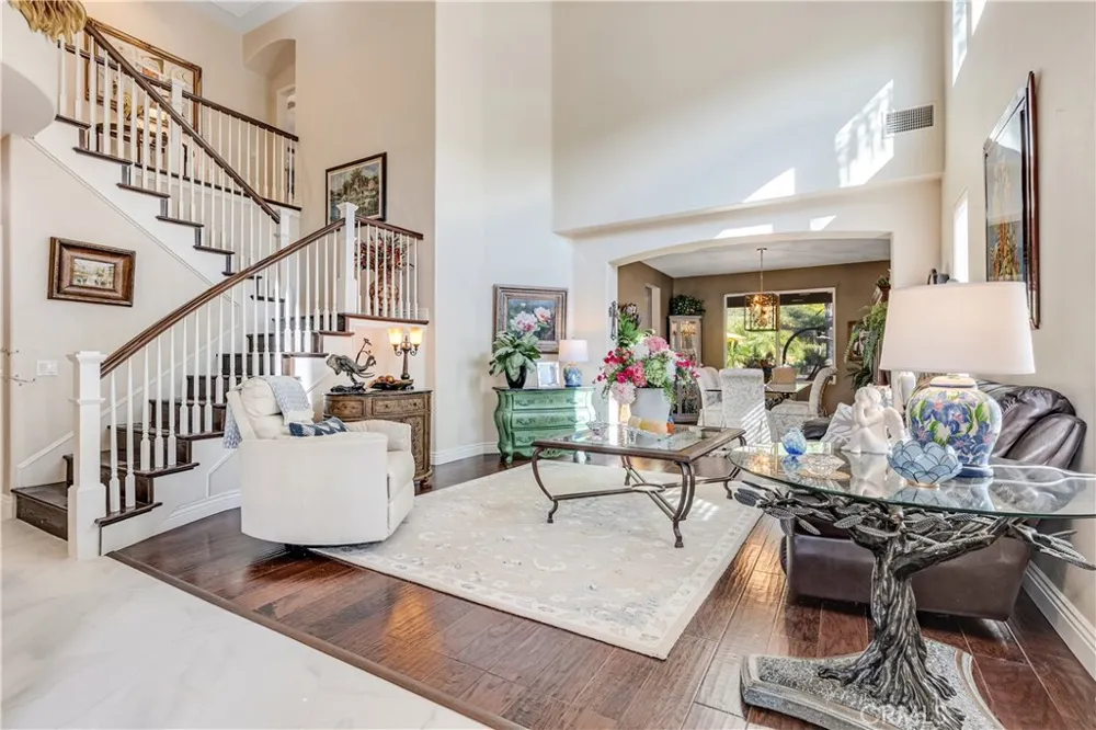 22019 Gold Canyon Drive Saugus, CA 91390