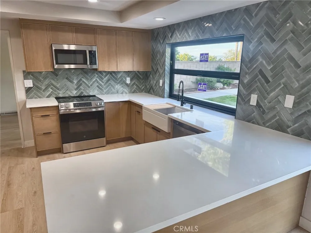 1893 S Starfire Corona, CA 92879