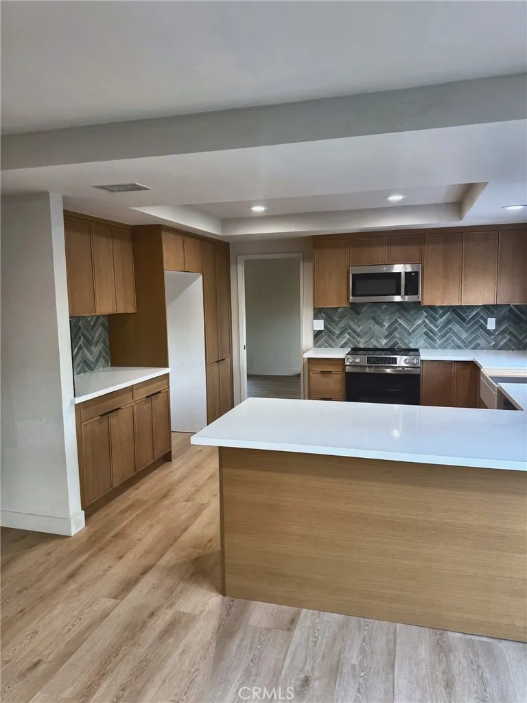1893 S Starfire Corona, CA 92879