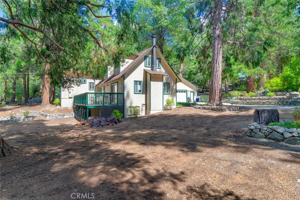 40353 Valley Of The Falls Drive Forest Falls, CA 92339