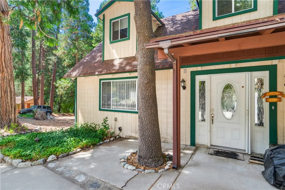 40353 Valley Of The Falls Drive Forest Falls, CA 92339