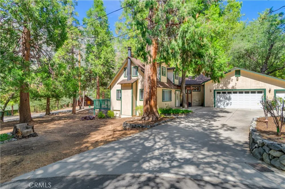 40353 Valley Of The Falls Drive Forest Falls, CA 92339