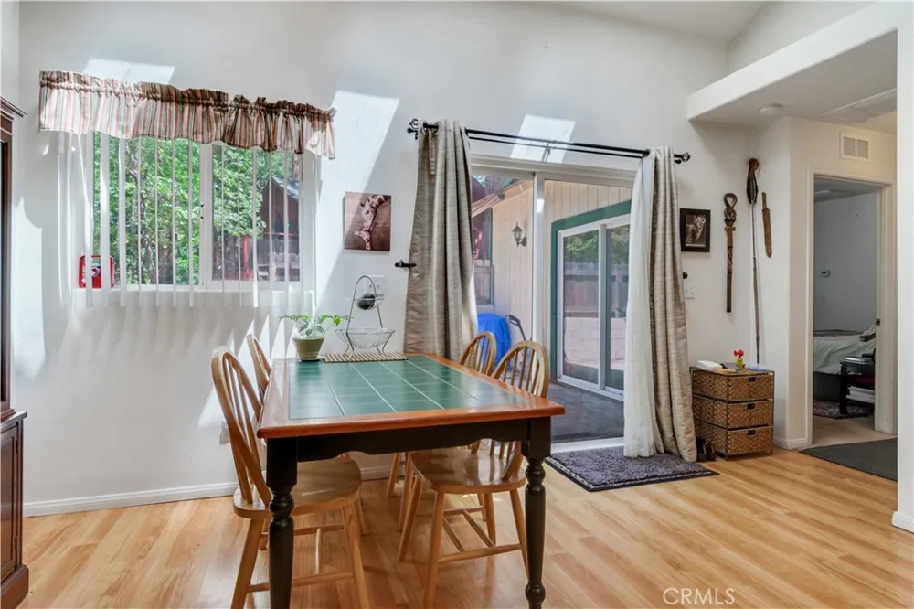 40353 Valley Of The Falls Drive Forest Falls, CA 92339