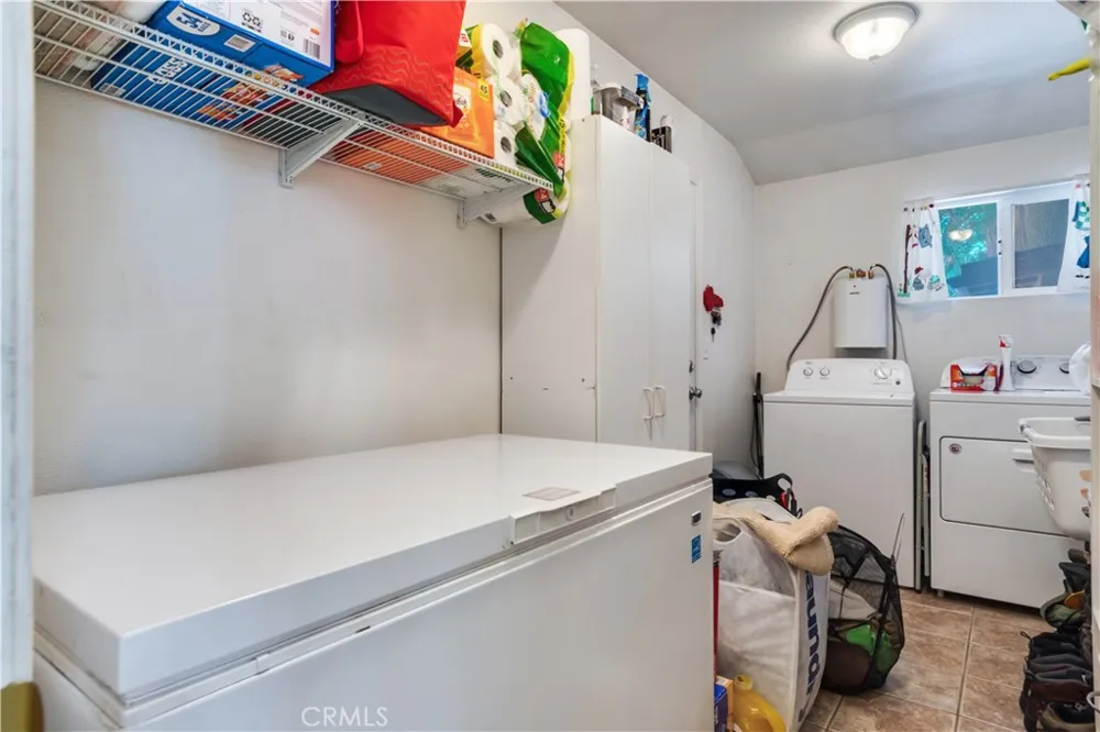 40353 Valley Of The Falls Drive Forest Falls, CA 92339