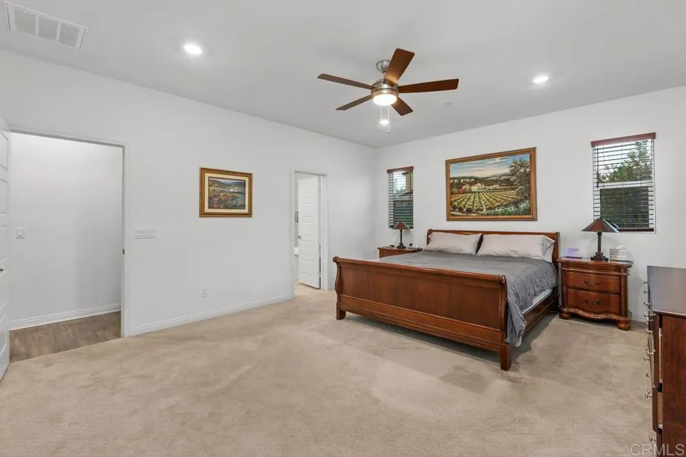 2514 Blackbird Gln Escondido, CA 92029