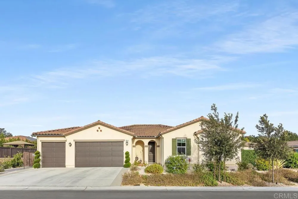 2514 Blackbird Gln Escondido, CA 92029