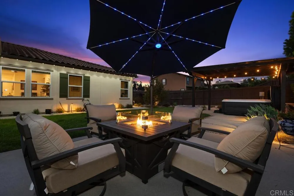 2514 Blackbird Gln Escondido, CA 92029