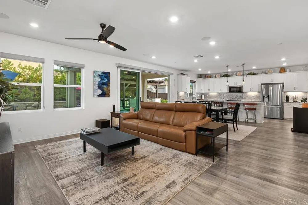 2514 Blackbird Gln Escondido, CA 92029
