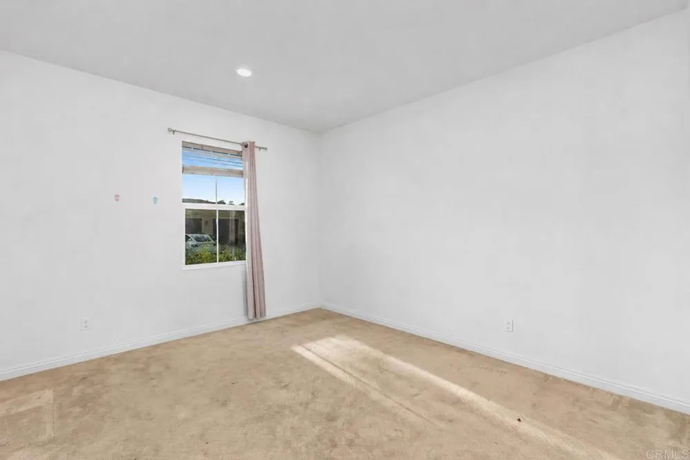 2514 Blackbird Gln Escondido, CA 92029