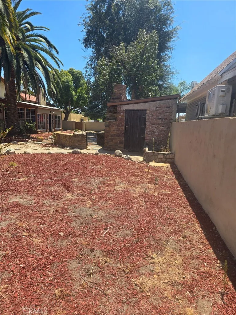 340 W 29th San Bernardino, CA 92405