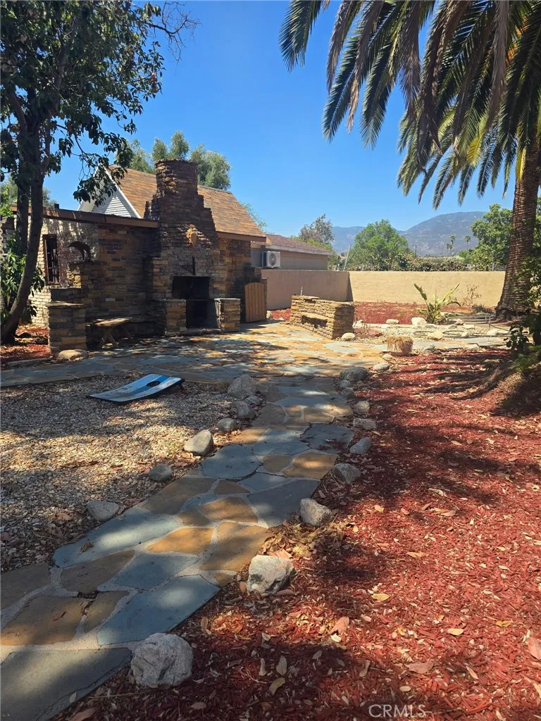 340 W 29th San Bernardino, CA 92405