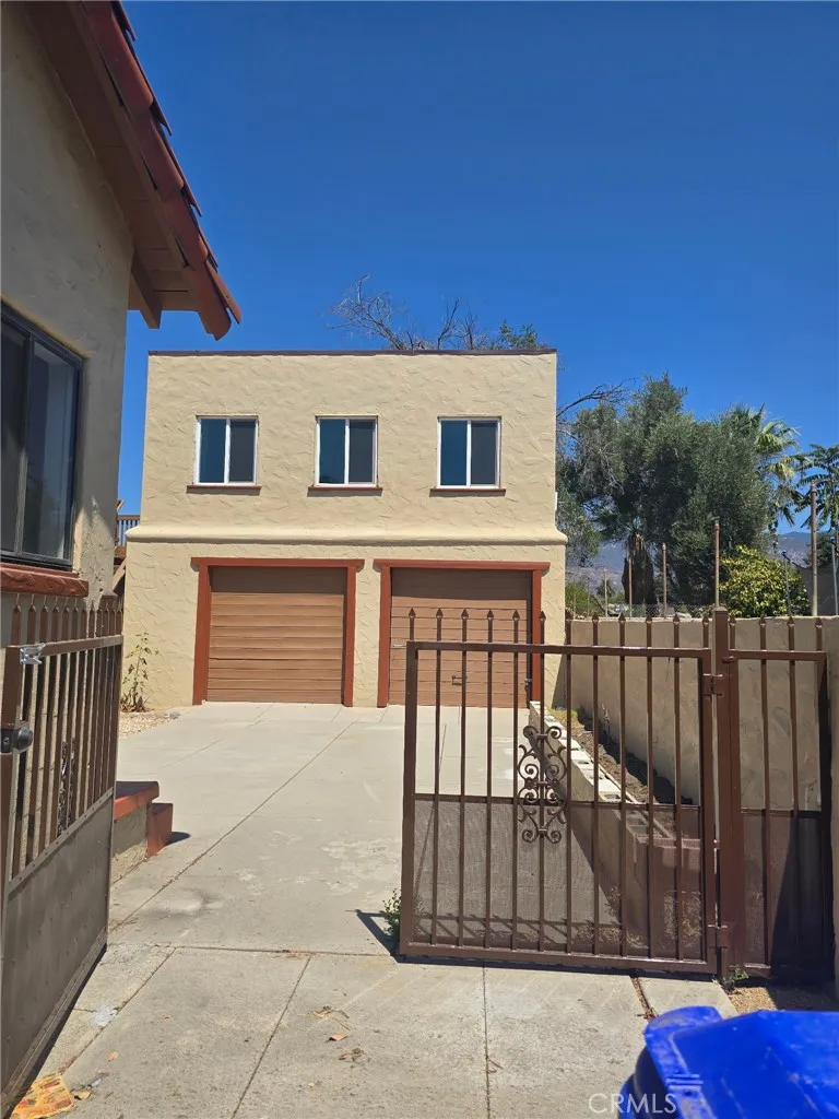 340 W 29th San Bernardino, CA 92405