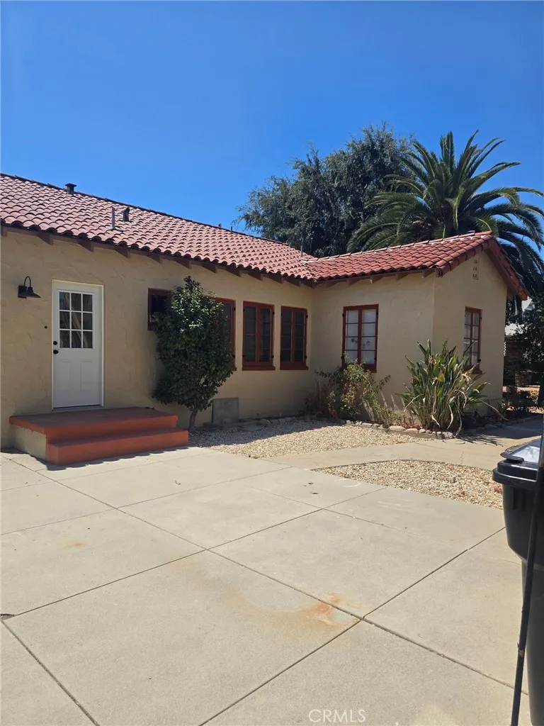 340 W 29th San Bernardino, CA 92405
