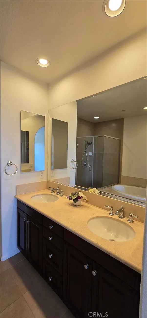 827 Terrace E #6 Diamond Bar, CA 91765