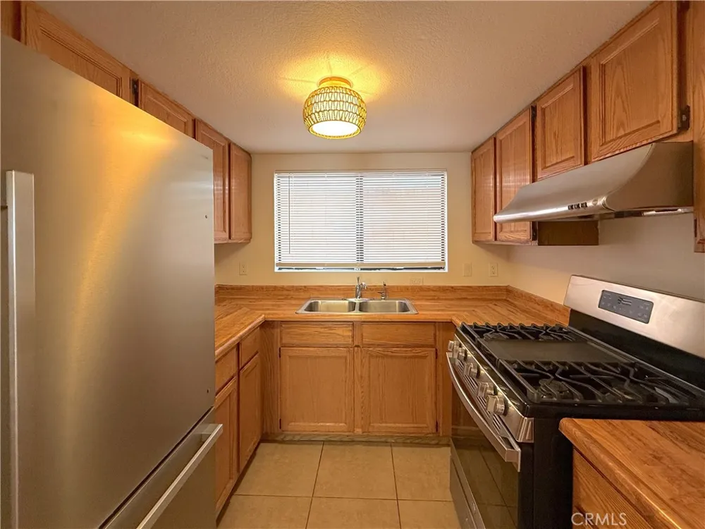 2438 Andreo Avenue #B Torrance, CA 90501