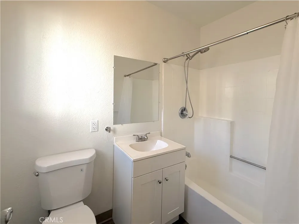 2438 Andreo Avenue #B Torrance, CA 90501